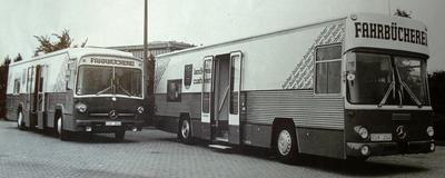 Bild vergr&ouml;&szlig;ern: pid061_Foto_B&uuml;cherbusse 1976 - 1991