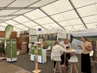 Stand auf Tarmstedter Ausstellung_Landkreis Cuxhaven